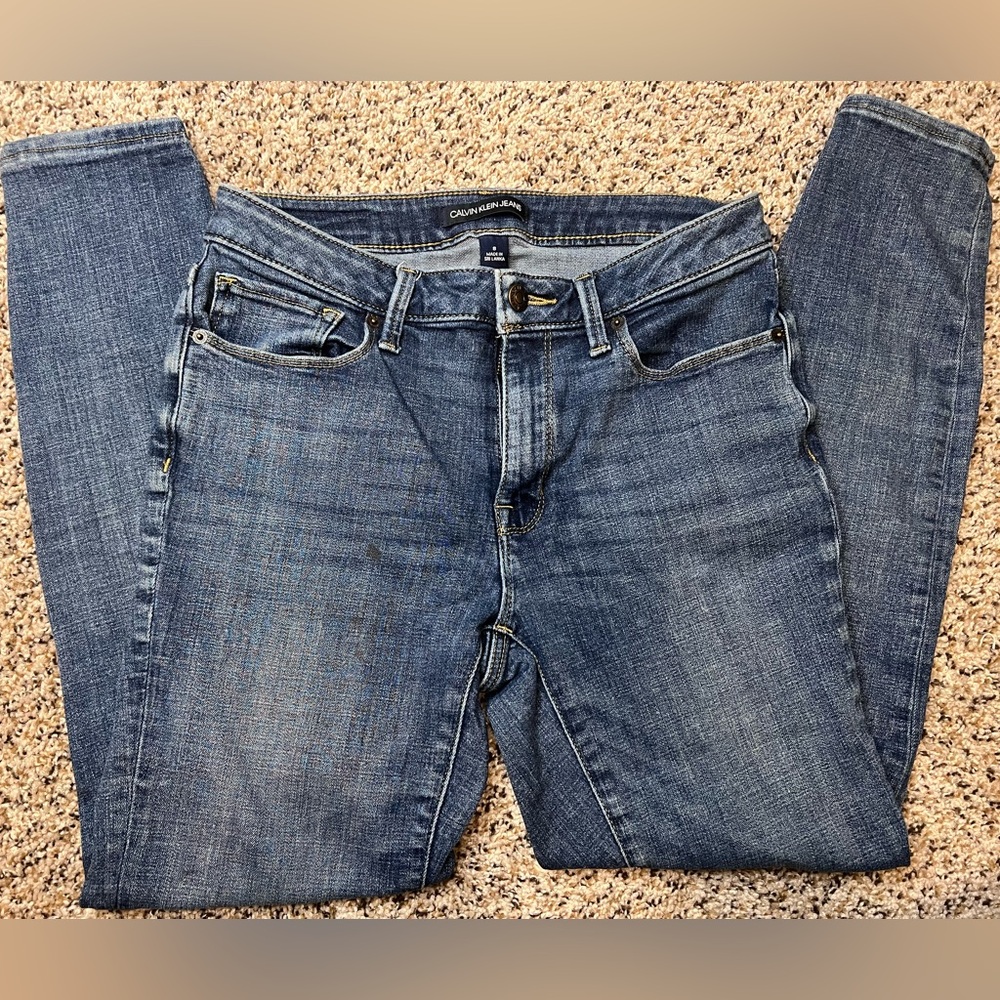 Women Calvin Klein jeans Dark wash skinny jeans with stretch #skinnyjeans